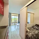 Apartsalou Masia *