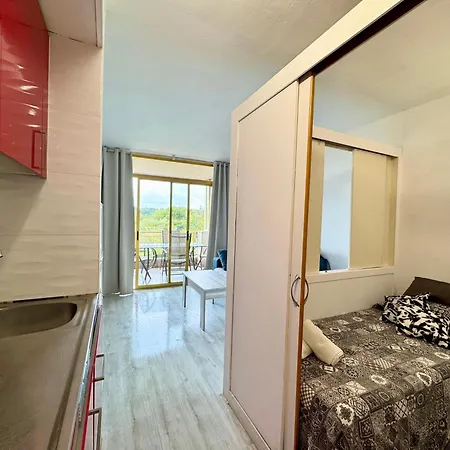 Apartsalou Masia *