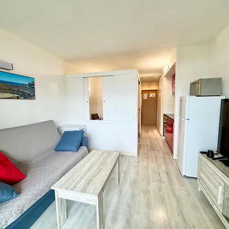 Апартаменты Apartsalou Masia