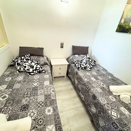 Апартаменты Apartsalou Masia *