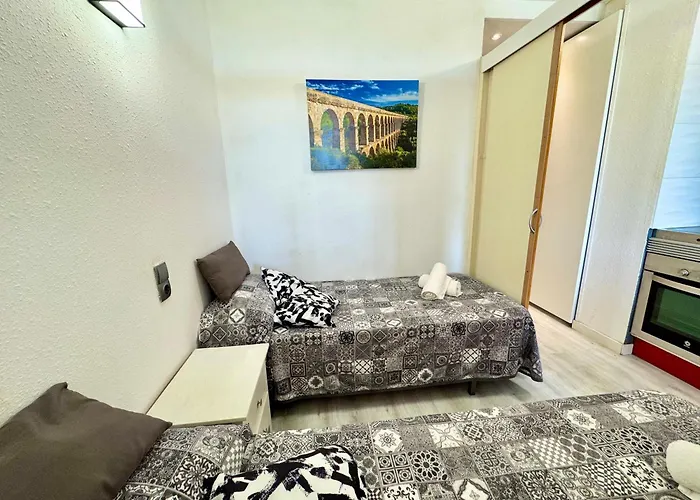 Apartsalou Masia 살루